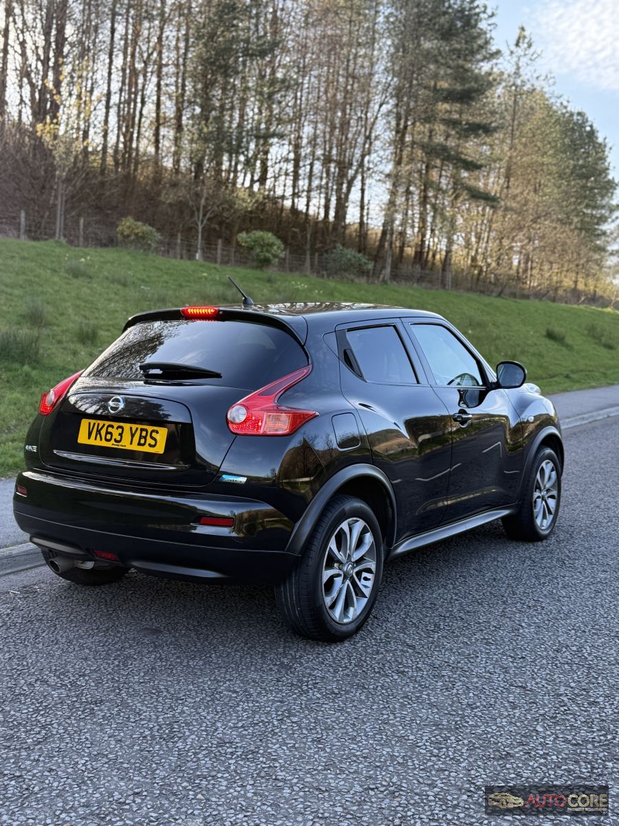 2013 Nissan Juke Tekna – photo 2