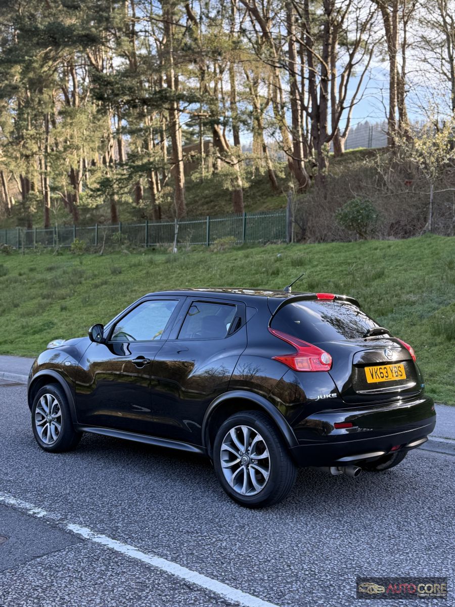 2013 Nissan Juke Tekna – photo 3