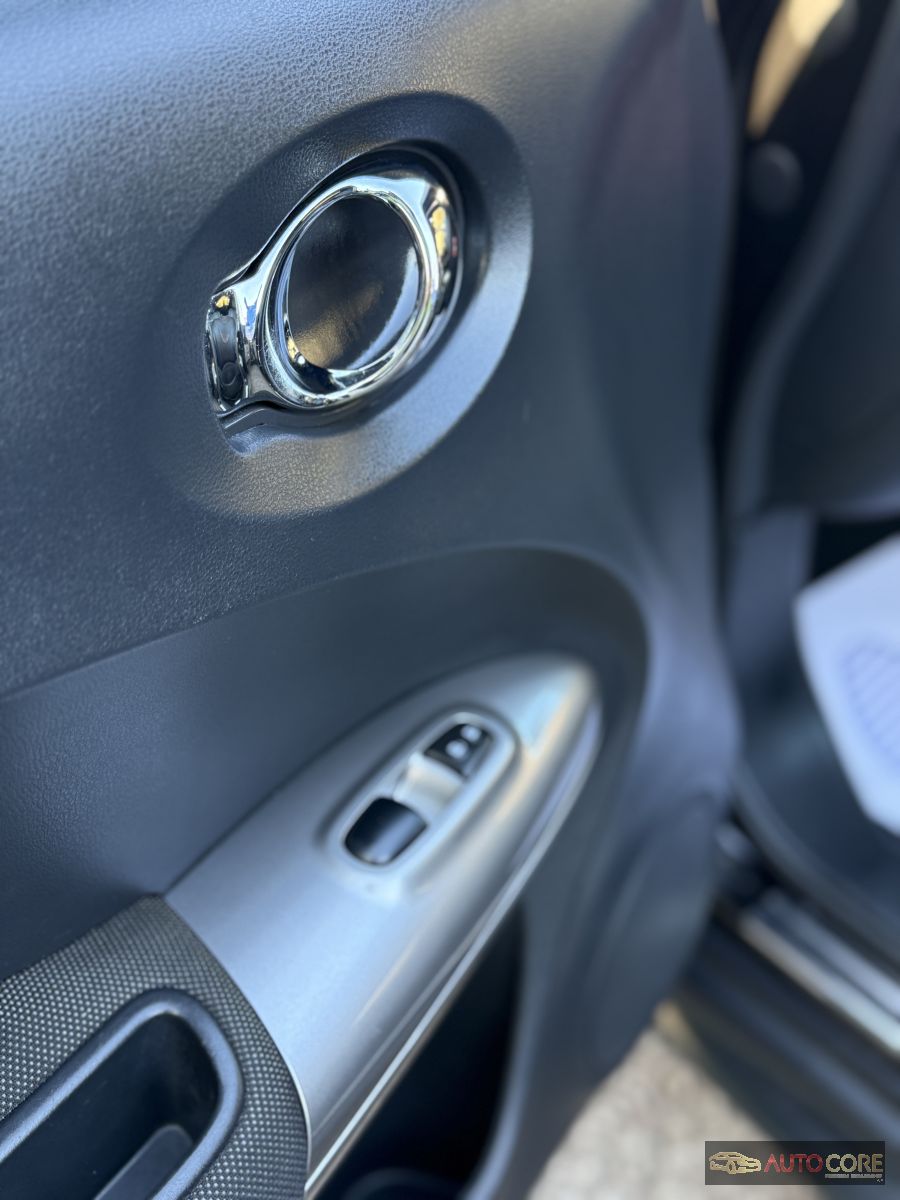 2013 Nissan Juke Tekna – photo 10