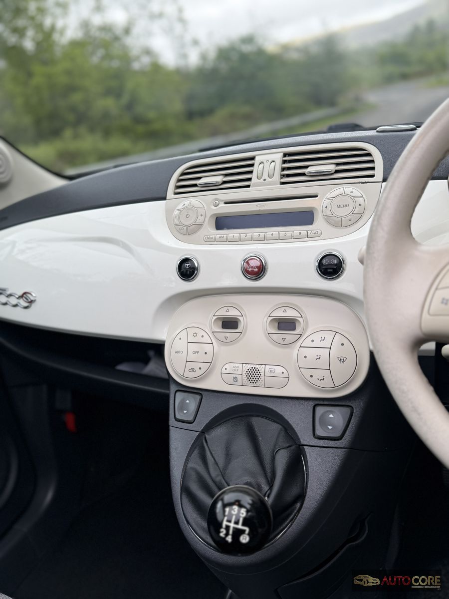 2012 Fiat 500 Lounge Convertible  – photo 12