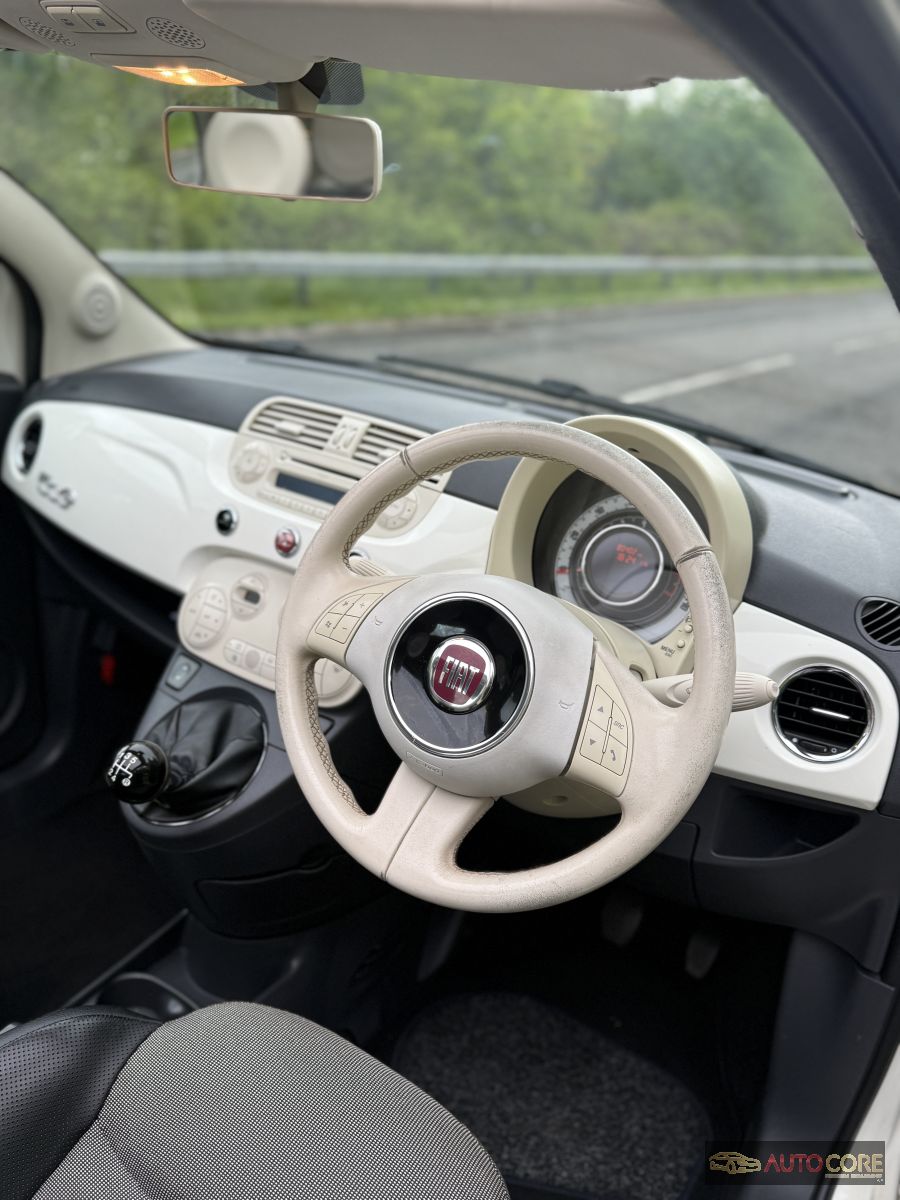 2012 Fiat 500 Lounge Convertible  – photo 13