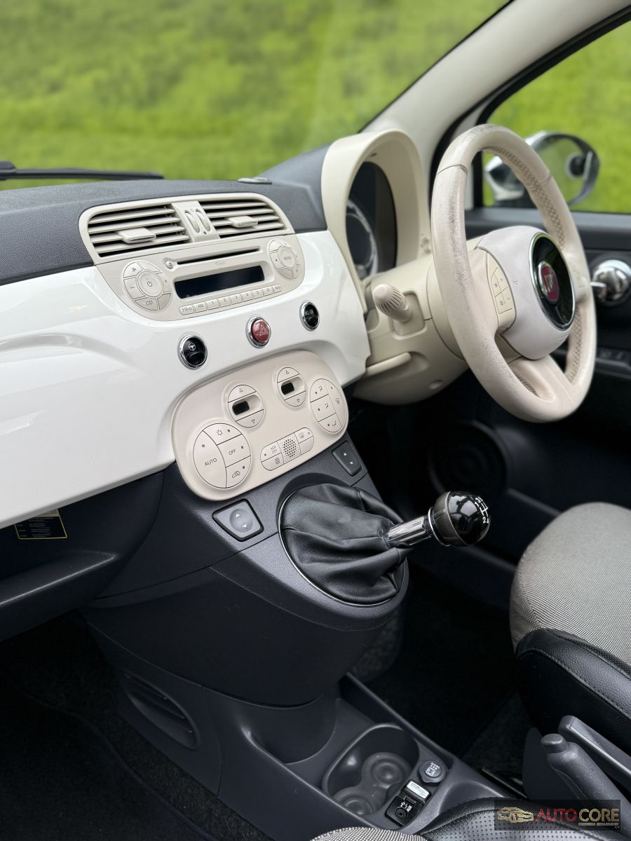 2012 Fiat 500 Lounge Convertible  – photo 17