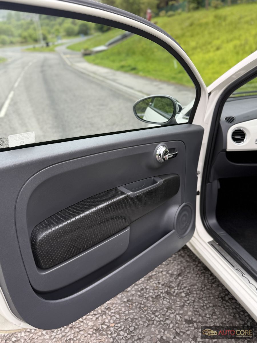 2012 Fiat 500 Lounge Convertible  – photo 18