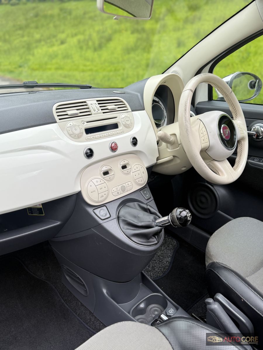 2012 Fiat 500 Lounge Convertible  – photo 19