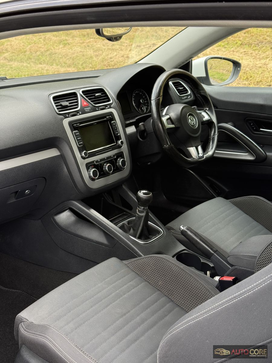 2010 VW Scirocco 1.4 TFSI – photo 8