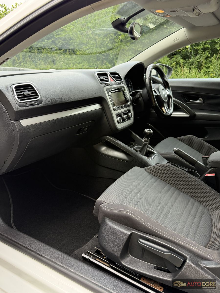2010 VW Scirocco 1.4 TFSI – photo 9