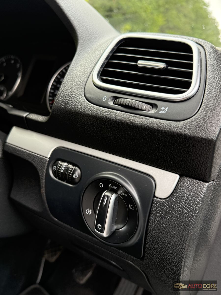 2010 VW Scirocco 1.4 TFSI – photo 12